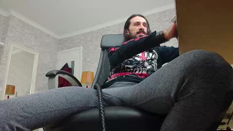 AxelColton online show from December 23, 6:22 am