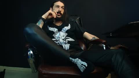 AxelColton online show from January 24, 11:15 am