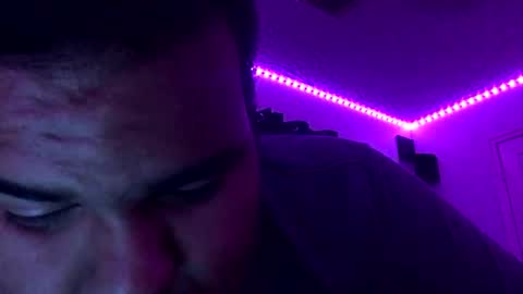 Snapshot of axelfigueroa2 chatting on October 18, 5:54 am axelfigueroa2 online show from October 18, 5:54 am