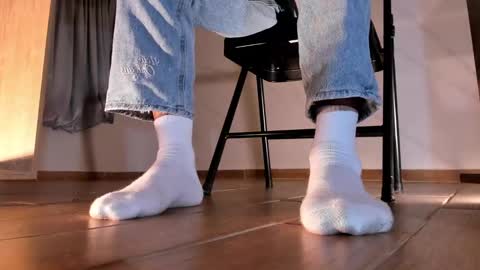 Snapshot of axellcollins chatting on February 20, 10:59 pm im your little femboy ALEX online show from February 20, 10:59 pm