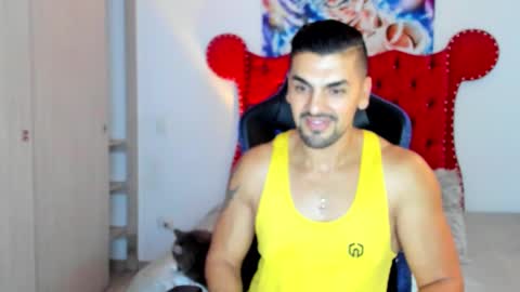 Axel online show from March 12, 11:55 pm