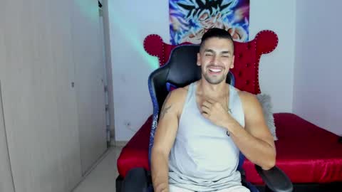 Axel online show from April 14, 10:16 pm