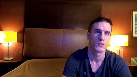 Axl online show from December 12, 3:43 am