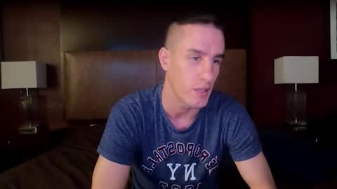 Axl online show from December 18, 11:08 pm