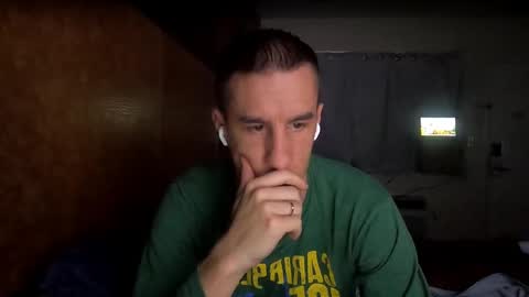 Axl online show from December 23, 10:21 am