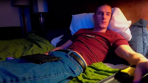 Axl online show from February 15, 3:31 am