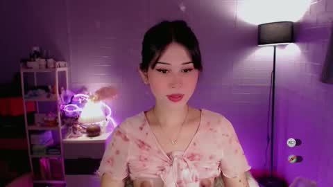 AYAHOSHILOVESYOU online show from March 27, 11:15 pm