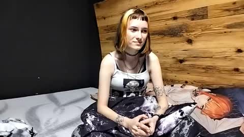 Snapshot of ayannapoellinetz chatting on October 1, 5:30 pm Eva online show from October 1, 5:30 pm