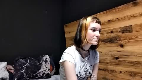 Snapshot of ayannapoellinetz chatting on October 7, 6:21 am Eva online show from October 7, 6:21 am