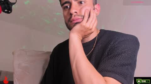 Snapshot of aydan_stiven9 chatting on February 7, 1:36 am AYDAN STIVEN OF AYDANSTIVEN online show from February 7, 1:36 am