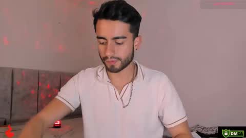 Snapshot of aydan_stiven9 chatting on February 10, 9:25 pm AYDAN STIVEN OF AYDANSTIVEN online show from February 10, 9:25 pm