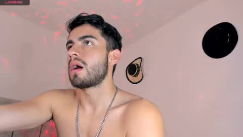 Snapshot of aydan_stiven9 chatting on March 7, 12:15 am AYDAN STIVEN OF AYDANSTIVEN online show from March 7, 12:15 am