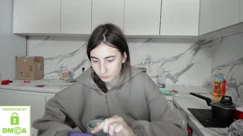 Ayesha online show from January 9, 10:29 am