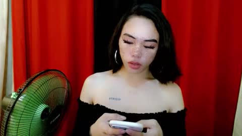 Snapshot of ayesha_x chatting on October 24, 6:15 pm ayesha_x online show from October 24, 6:15 pm