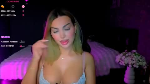  Ayla Demir  online show from March 13, 9:43 pm