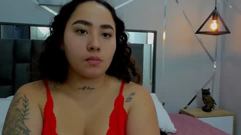 Snapshot of ayla_martinez chatting on January 31, 2:26 am Ayla online show from January 31, 2:26 am