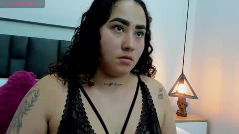 Snapshot of ayla_martinez chatting on September 27, 2:16 am Ayla online show from September 27, 2:16 am