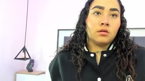 Snapshot of ayla_martinez chatting on October 14, 1:50 am Ayla online show from October 14, 1:50 am