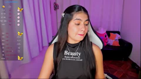 Snapshot of aylenmiller_ chatting on October 1, 2:17 am Aylen online show from October 1, 2:17 am