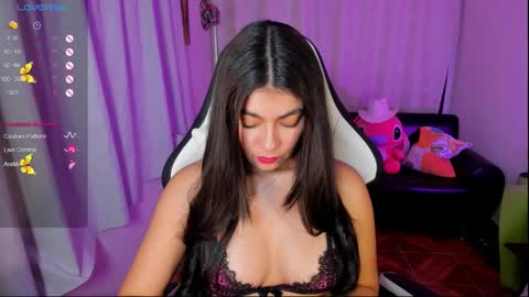 Snapshot of aylenmiller_ chatting on October 19, 12:55 am Aylen online show from October 19, 12:55 am