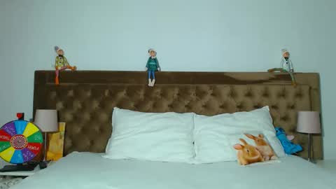 Aylin online show from December 1, 3:33 am