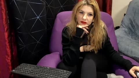 Dominatrix Queen online show from February 17, 7:53 pm