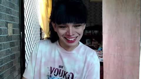 aymkyline online show from November 3, 5:20 am