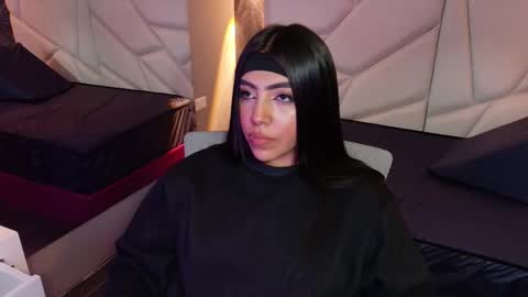 Snapshot of aysel_27 chatting on October 5, 9:24 pm Aysel online show from October 5, 9:24 pm