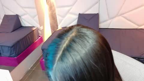 Snapshot of aysel_27 chatting on October 18, 9:59 pm Aysel online show from October 18, 9:59 pm