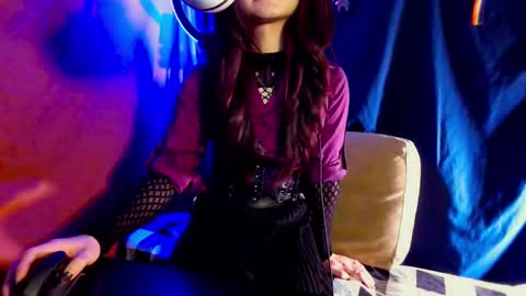 Snapshot of azazelgains chatting on January 18, 2:14 am Azazel online show from January 18, 2:14 am