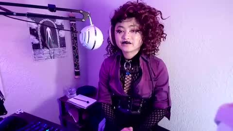 Snapshot of azazelgains chatting on March 11, 4:32 am Azazel online show from March 11, 4:32 am