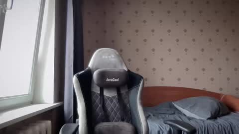 azazelmax online show from January 16, 11:15 am