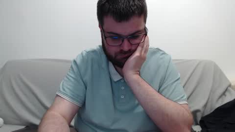 Snapshot of azer912 chatting on January 23, 9:39 pm Azer online show from January 23, 9:39 pm