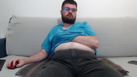 Snapshot of azer912 chatting on October 19, 4:40 pm Azer online show from October 19, 4:40 pm