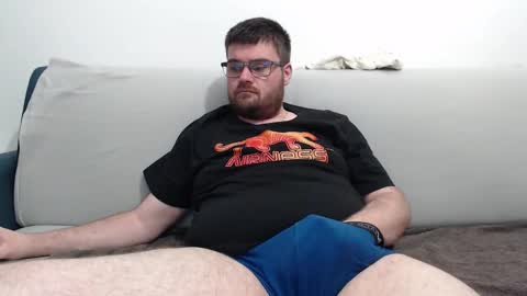 Snapshot of azer912 chatting on November 2, 2:41 pm Azer online show from November 2, 2:41 pm