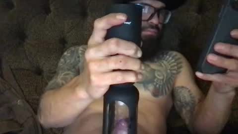 Snapshot of aztecwarrior10 chatting on November 4, 6:18 pm aztecwarrior10 online show from November 4, 6:18 pm