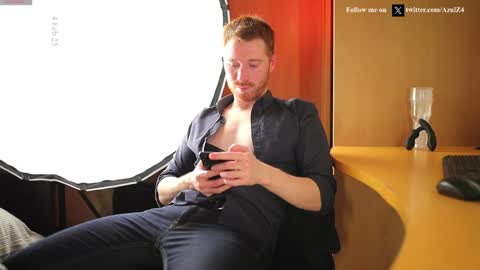 Snapshot of azulz4 chatting on February 4, 6:27 pm Azul online show from February 4, 6:27 pm