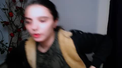 azumi_chan_ online show from November 22, 1:04 am