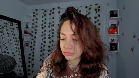 Snapshot of azumi_saan chatting on November 28, 4:04 am azumi saan online show from November 28, 4:04 am