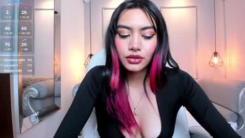 Snapshot of azurakindong chatting on January 29, 1:58 am Azura online show from January 29, 1:58 am