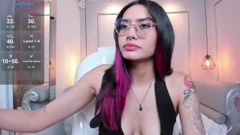 Snapshot of azurakindong chatting on March 3, 7:17 pm Azura online show from March 3, 7:17 pm