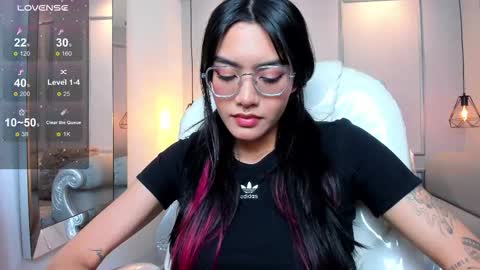 Snapshot of azurakindong chatting on November 7, 8:53 pm Azura online show from November 7, 8:53 pm