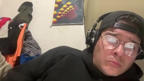 Snapshot of b1gd1k290013 chatting on October 26, 8:42 am b1gd1k290013 online show from October 26, 8:42 am