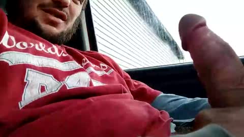 Snapshot of b269852976100 chatting on November 11, 11:43 am b269852976100 online show from November 11, 11:43 am