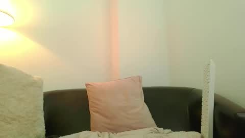 Rebecca online show from March 5, 9:16 am