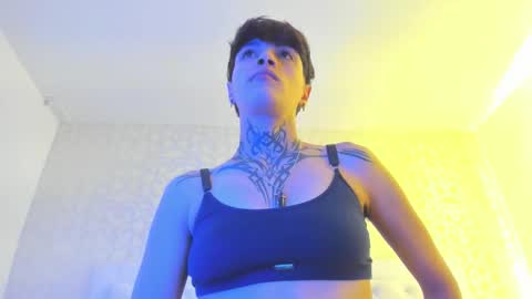 Anny online show from November 23, 3:39 am