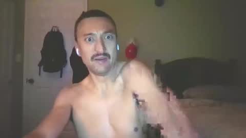 Snapshot of b_johnson530 chatting on November 17, 5:24 am b_johnson530 online show from November 17, 5:24 am