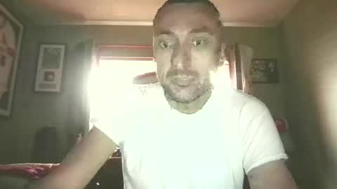 Snapshot of b_johnson530 chatting on November 24, 9:25 pm b_johnson530 online show from November 24, 9:25 pm