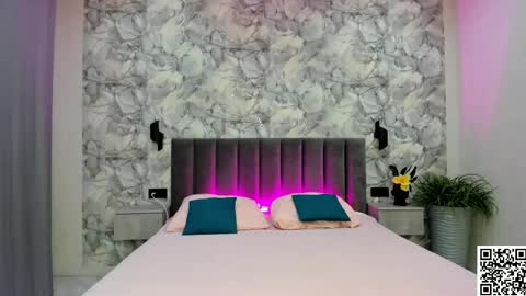 Monica online show from February 18, 2:40 am