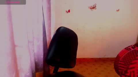 Snapshot of bab_ee02 chatting on October 13, 3:34 pm bab_ee02 online show from October 13, 3:34 pm